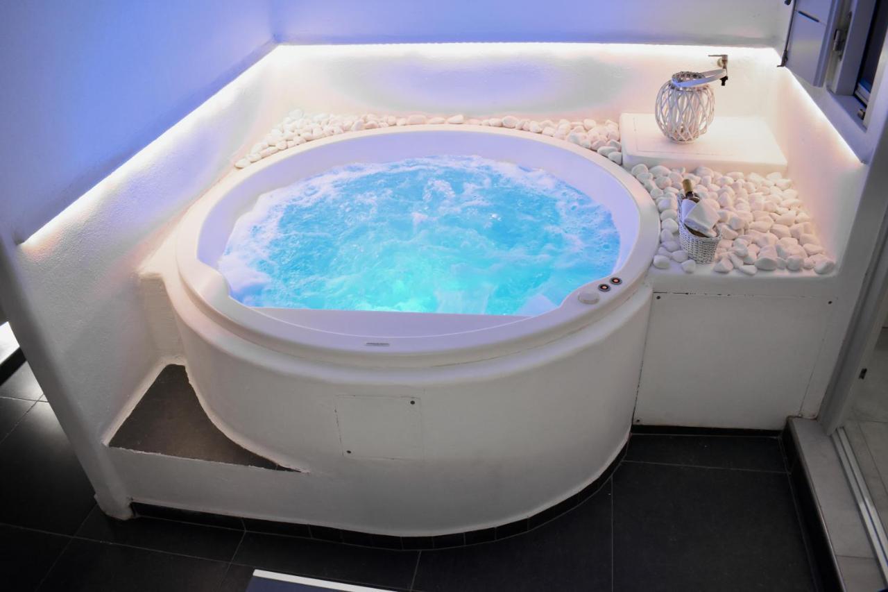 Ariana Eco Adults Only Fira (Santorini)